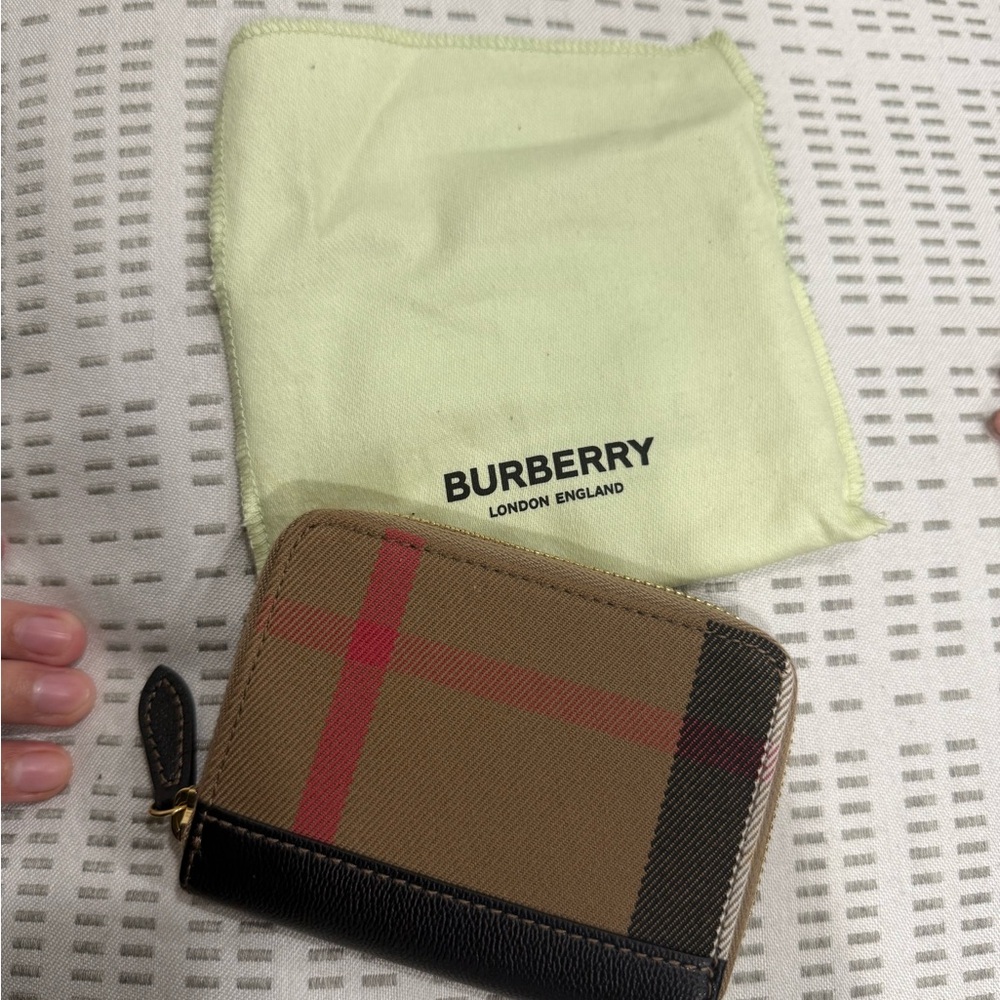 Burberry Beige and Black Checkered Wallet